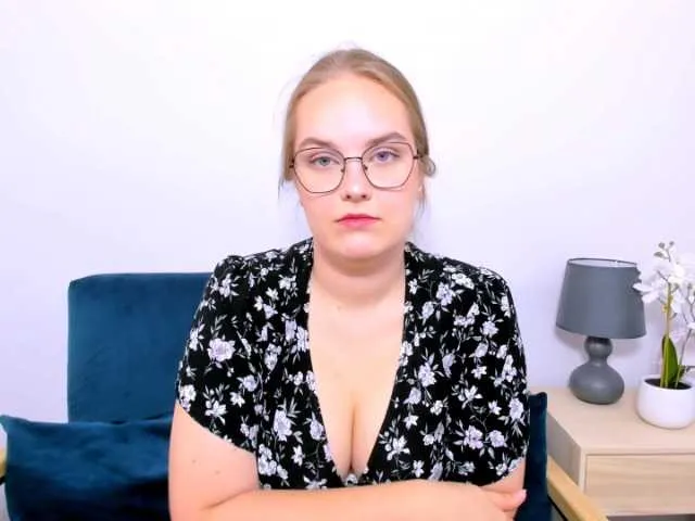 AlicePretty69's Thumb Image