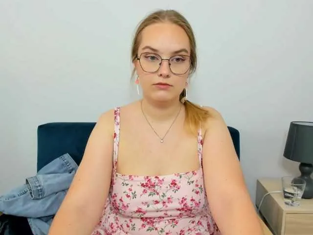 AlicePretty69 Image 5