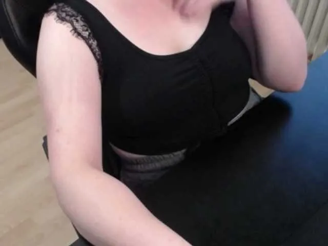 Celina-Rose Image 7