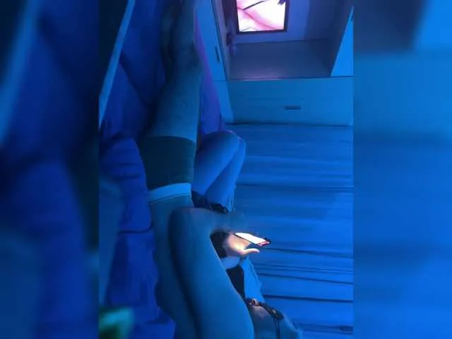 Cherry-lips's Thumb Image