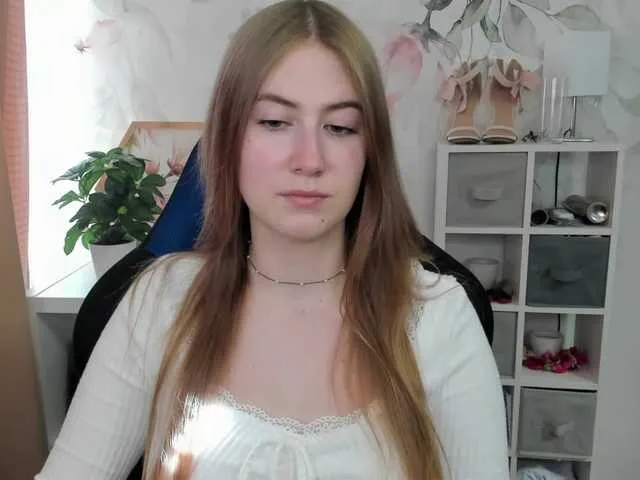 desireMegan Image 16