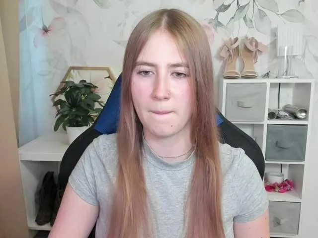 desireMegan Image 2