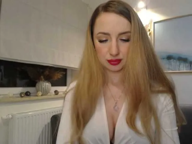 JulietteGlow Image 9