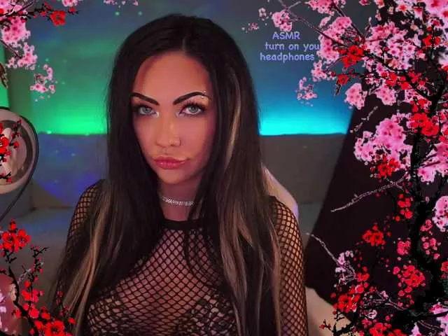 LADYCharmer's Thumb Image