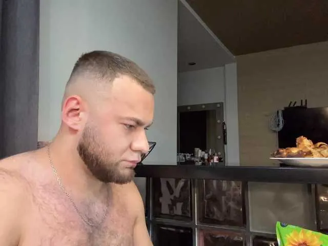 No-Face-Guy Image 12