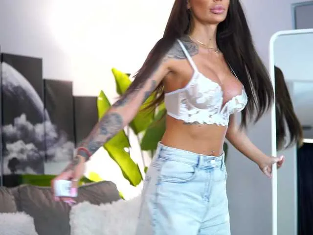 RaquelleVon Image 16