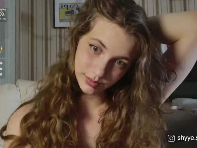 SarahSupershy Image 11