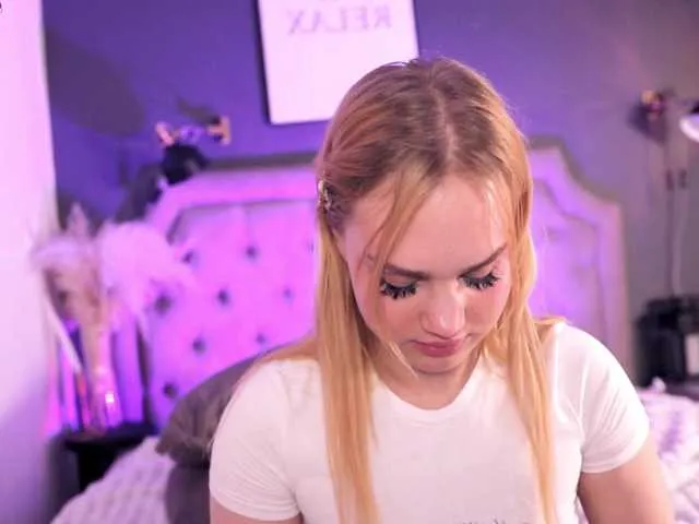 SexyBlondeDoll Image 7