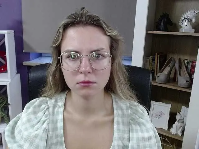 soft-zoey Image 10