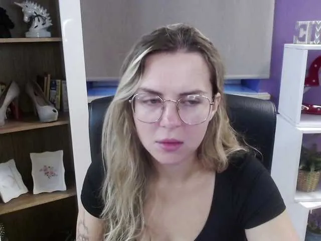 soft-zoey Image 19
