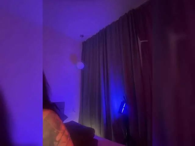 WhoreMira Image 18