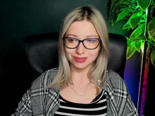 xxHeidiLove Image 18