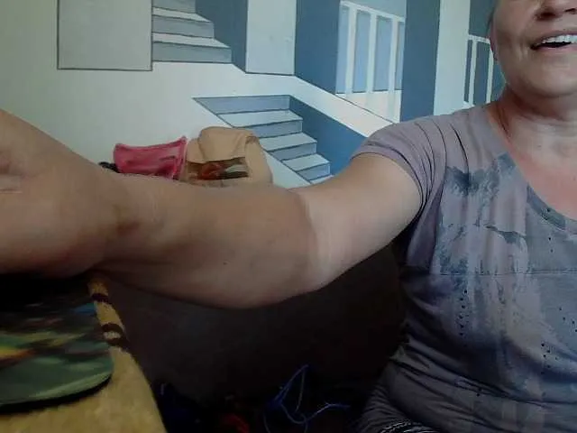 YasminaGeil Image 14