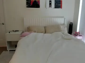 ariah_is_blonde Image 19