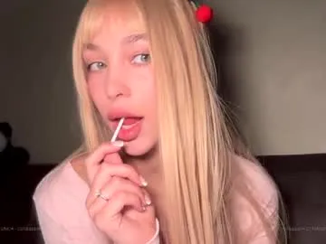 cutieeeeva's Thumb Image