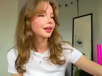 elli_harmon Image 5