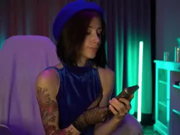 lady_nicolett's Thumb Image