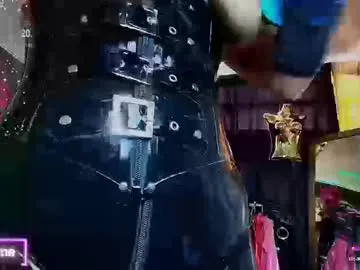 latex_rose_daniels Image 16