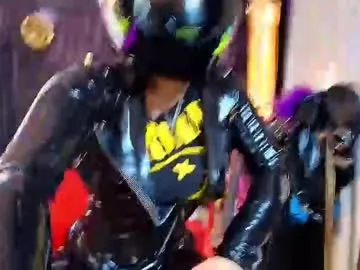 latex_rose_daniels Image 19