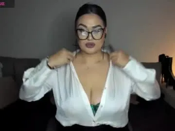 laura_sinner Image 19