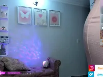 melaany_ Image 15