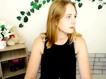 milana_cutie_'s Thumb Image