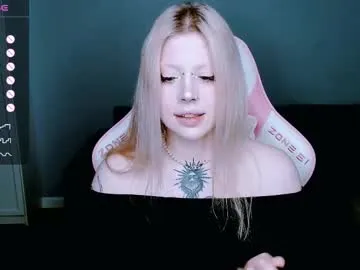 succubus_leslie Image 10