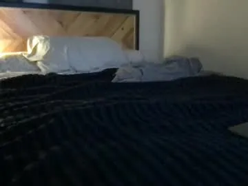 tongueudeep1 Image 4