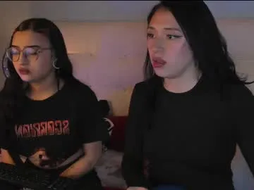 zowi_hottiee Image 2