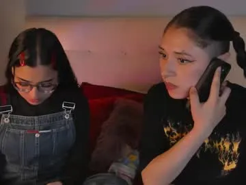 zowi_hottiee Image 7